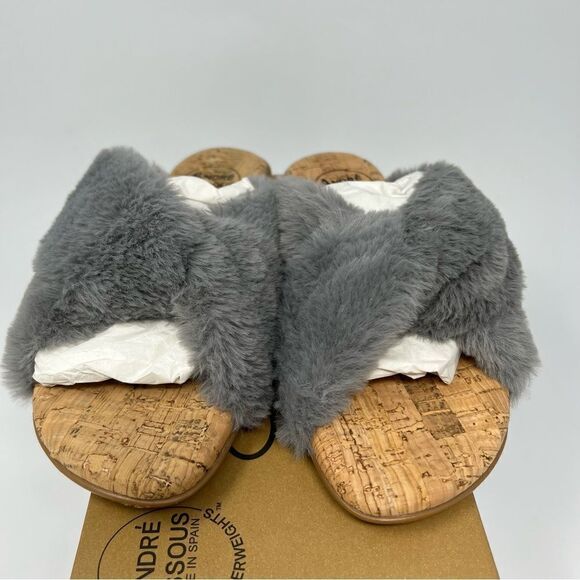 Andre Assous Featherweight Sandal - Picture 2 of 6